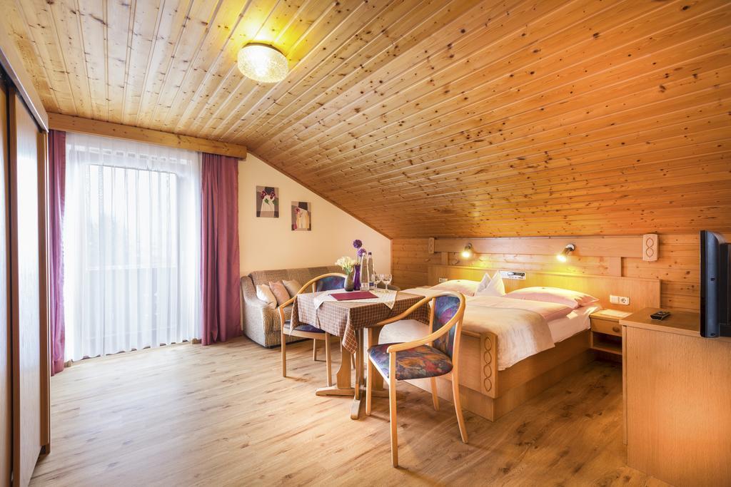Genusshotel Hohenbogen Neukirchen beim Heiligen Blut Eksteriør billede